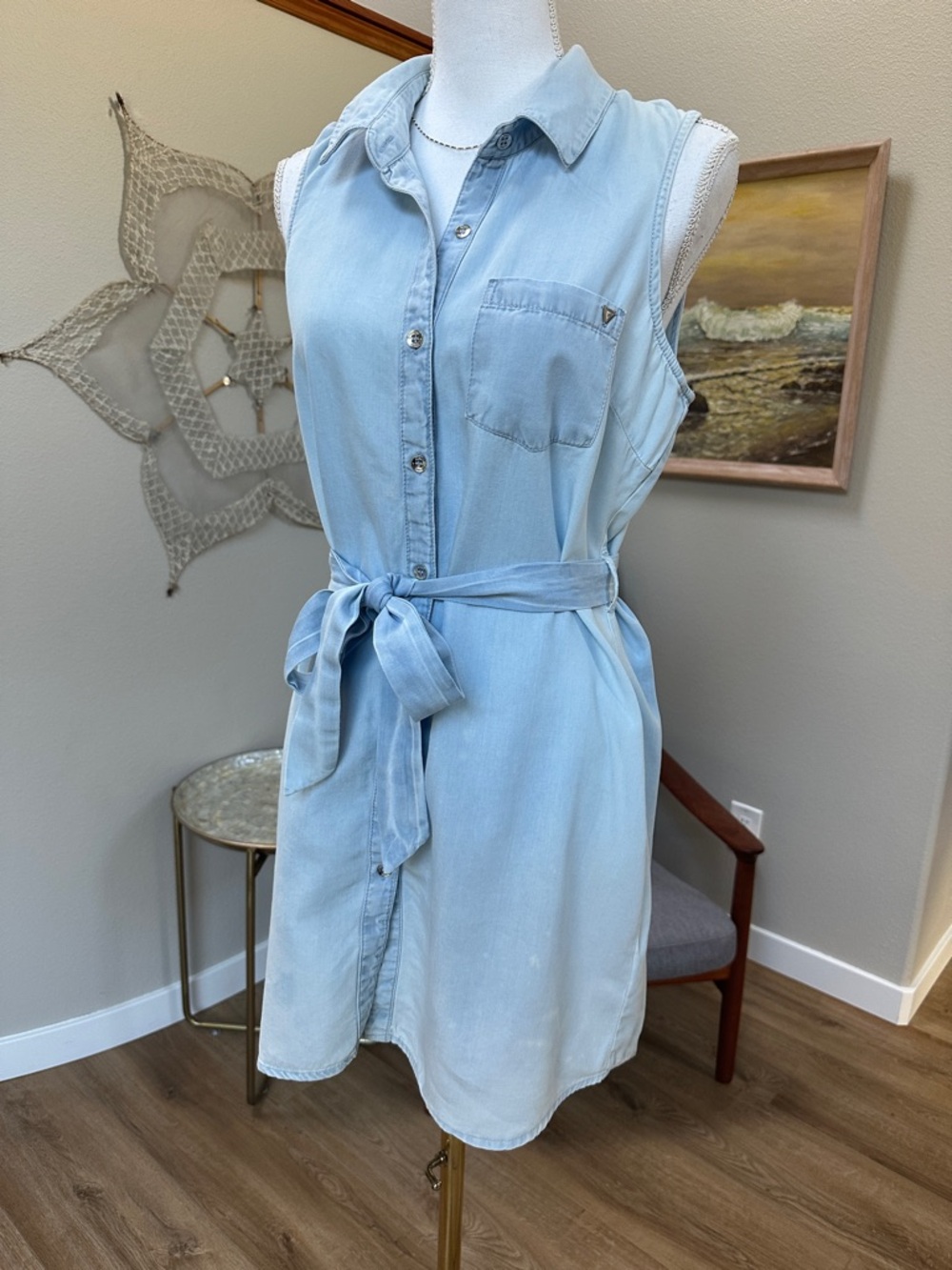 Guess light chambray cotton Lyocell blend sleeveless button up shirt dress